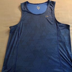 Nike Dri-Fit Men’s Tank (Large)
